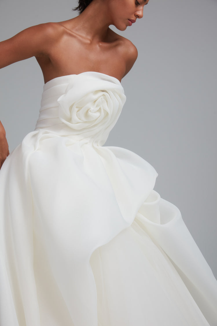 Rosemary, dress from Collection Bridal by Amsale, Fabric: gazar