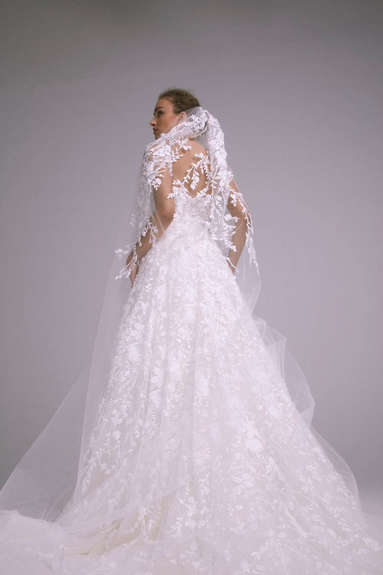 Floral Embroidery Veil, accessory from Collection Accessories by Amsale