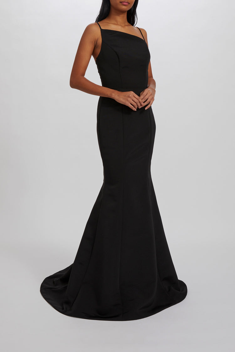 Lux, dress from Collection Bridesmaids by Amsale, Fabric: faille