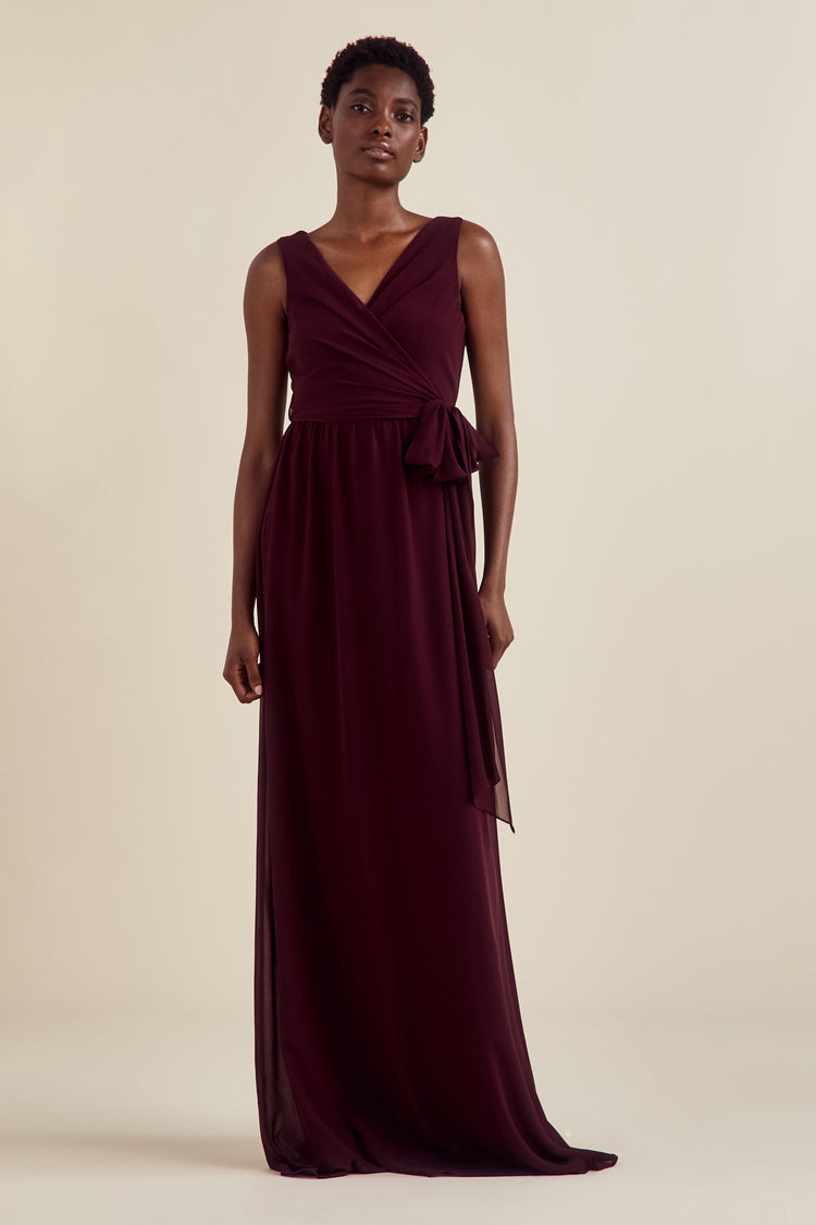 Madeline, dress from Collection Bridesmaids by Nouvelle Amsale, Fabric: flat-chiffon