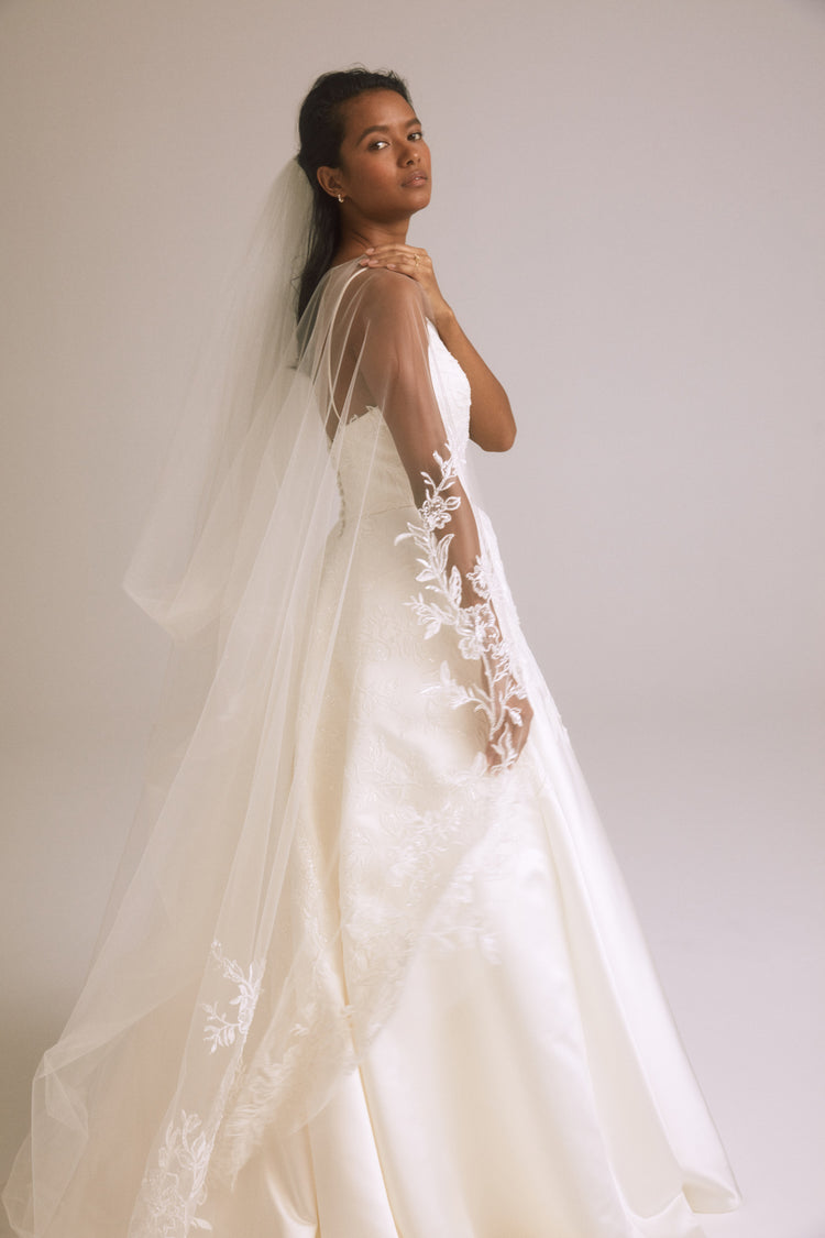 Floral Embellished Veil, accessory from Collection Accessories by Nouvelle Amsale, Fabric: floral-embellished-tulle