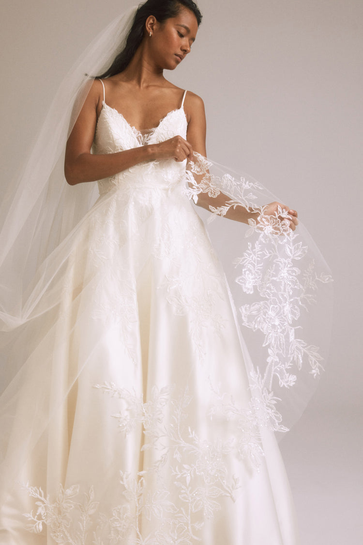 Floral Embellished Veil, accessory from Collection Accessories by Nouvelle Amsale, Fabric: floral-embellished-tulle