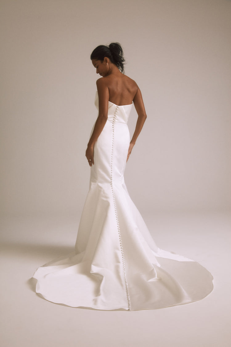 Gabrielle, dress from Collection Bridal by Nouvelle Amsale, Fabric: duchess-satin