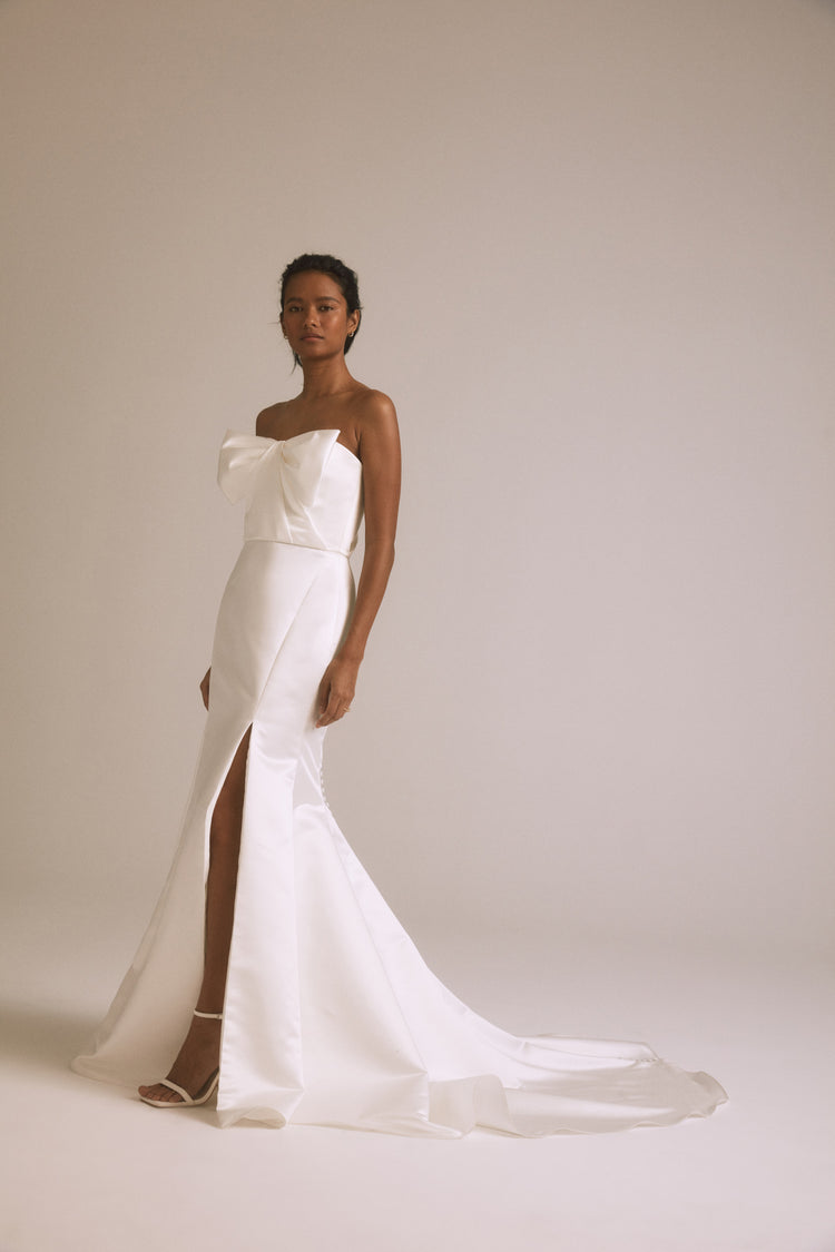Gabrielle, dress from Collection Bridal by Nouvelle Amsale, Fabric: duchess-satin