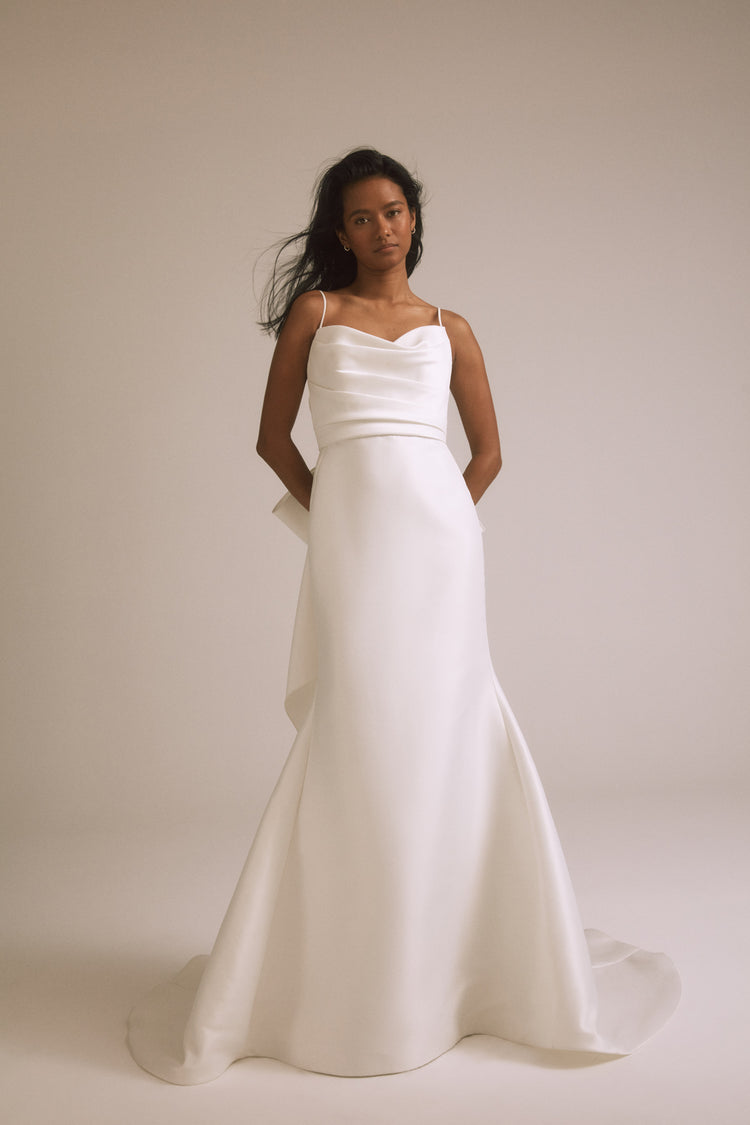 Image number 1: Liv, front view